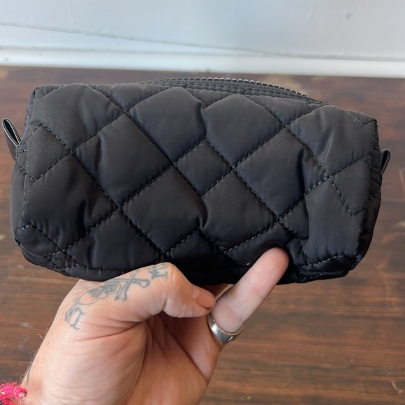 Marc Jacobs small quilted clutch bag - Picture 4 of 7